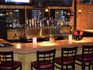 Gray, Maine Pub and Lounge 